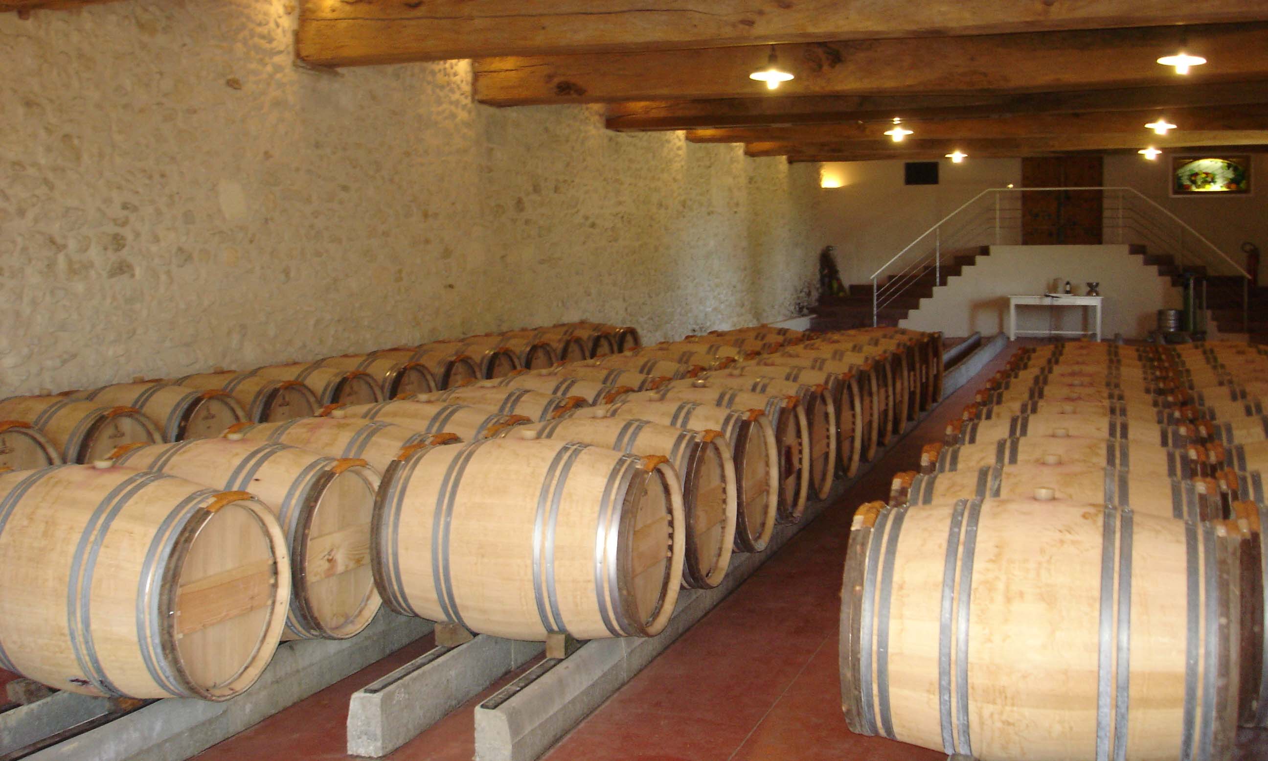 Château Mirebeau, Pessac-Leognan Château Mirebeau, Pessac-Leognan